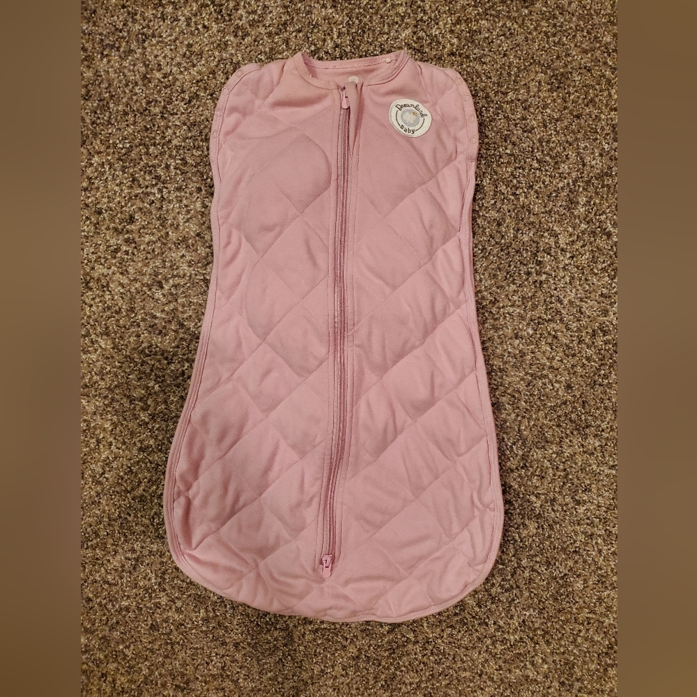 Dreamland baby extra small swaddle sleep sack pink 0-3 month